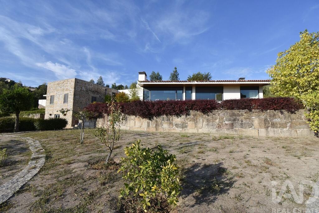 Property photo 3 of 30