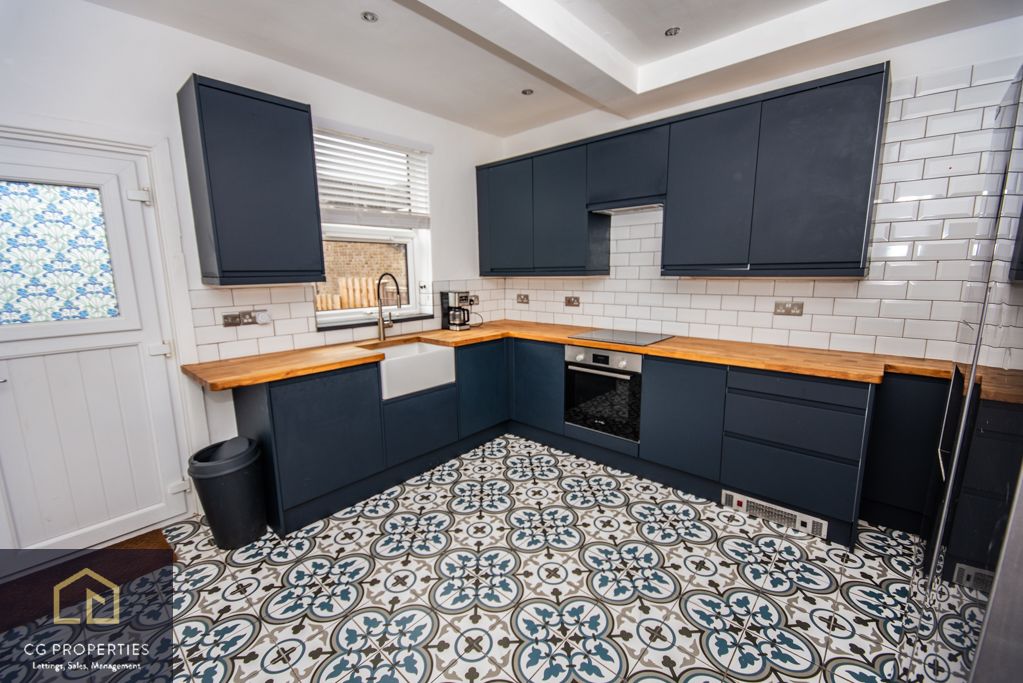 Property photo 3 of 13