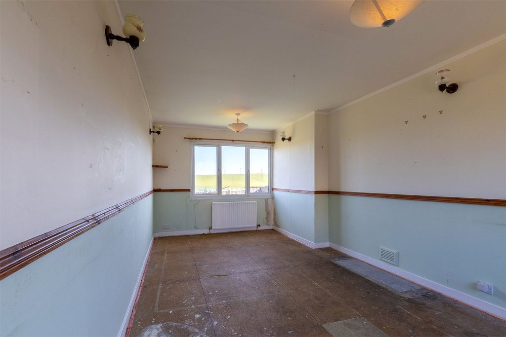 Property photo 3 of 23 Picture No. 03