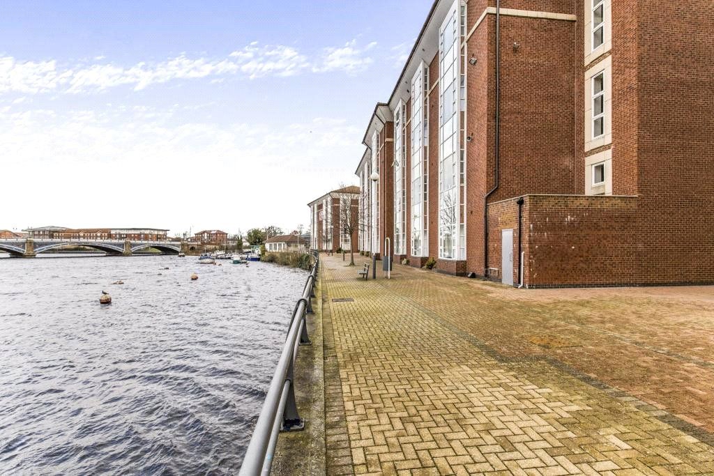 Property photo 2 of 6 Picture No. 14