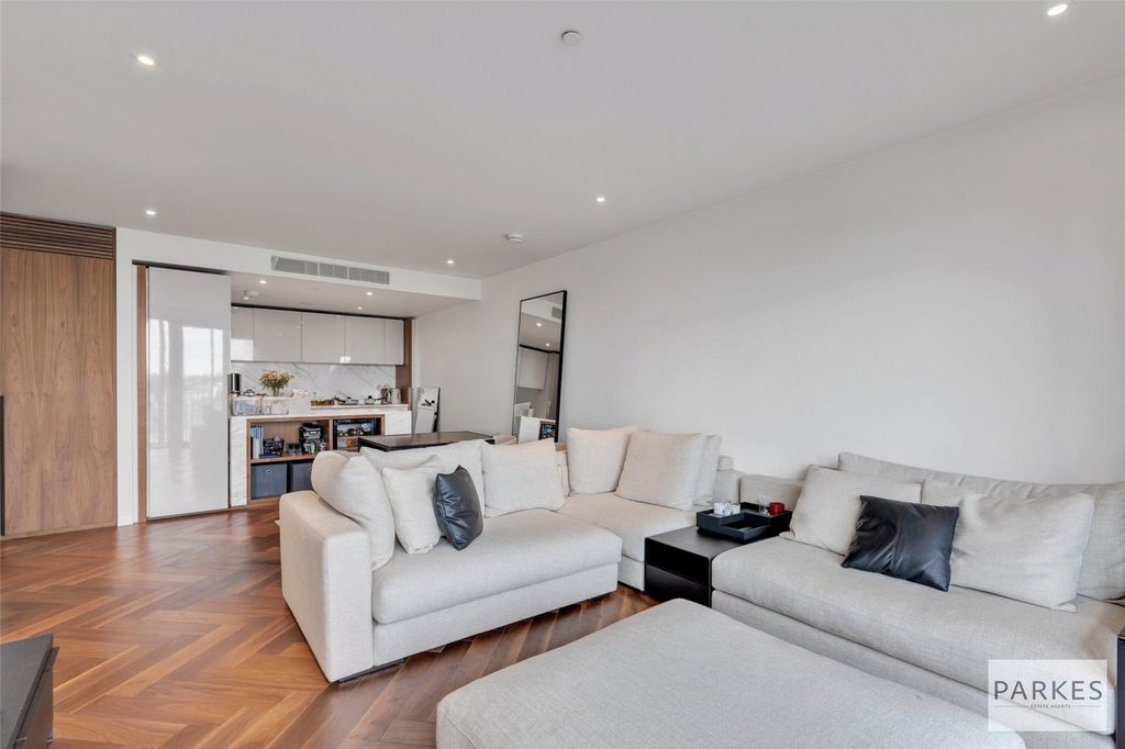 Property photo 1 of 16 Picture No. 05