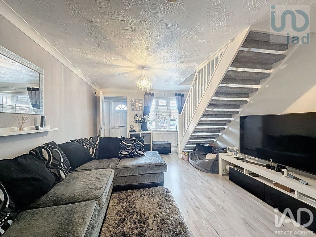 Property photo 2 of 15