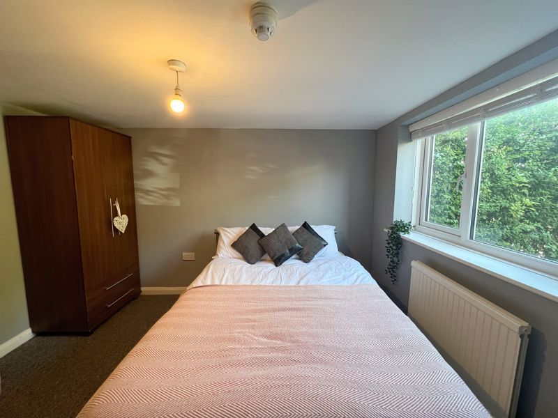 Property photo 3 of 18 Photo 24