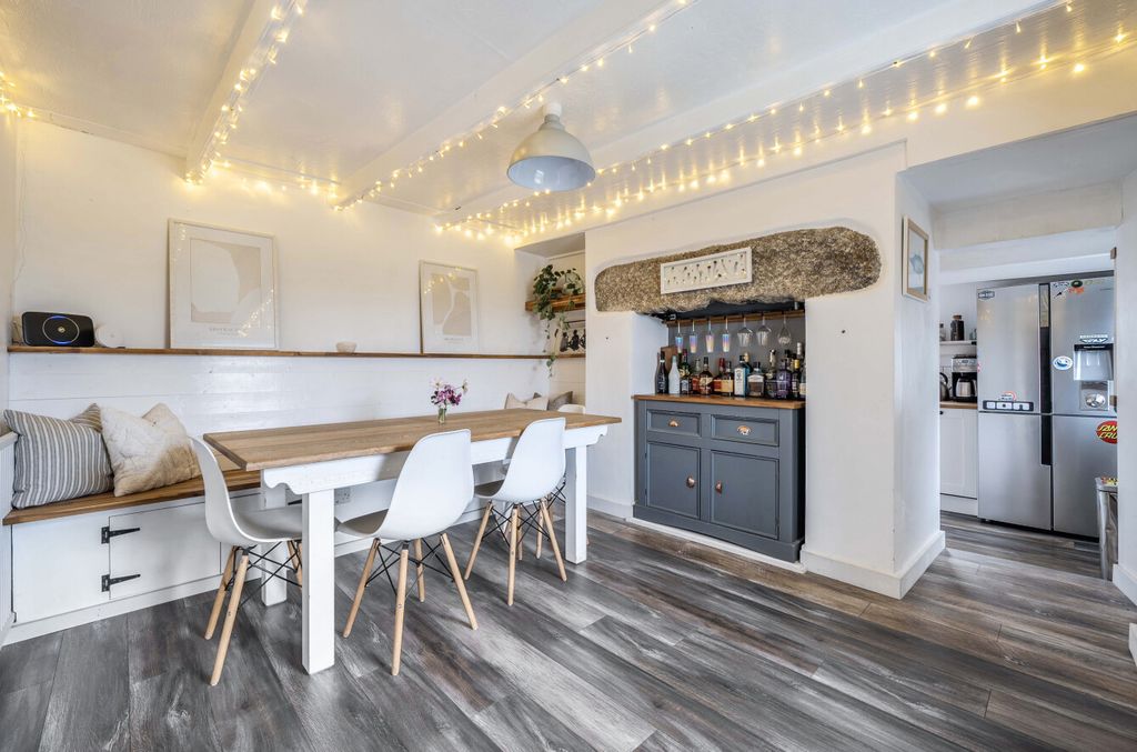 Property photo 3 of 22 1336436-7-6899F34...