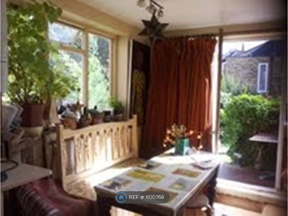 Property photo 2 of 12 Dining Table