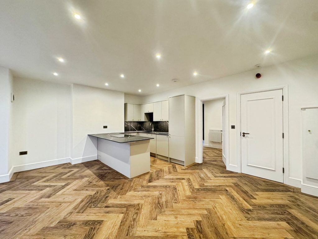 Property photo 2 of 11 Picture No. 03