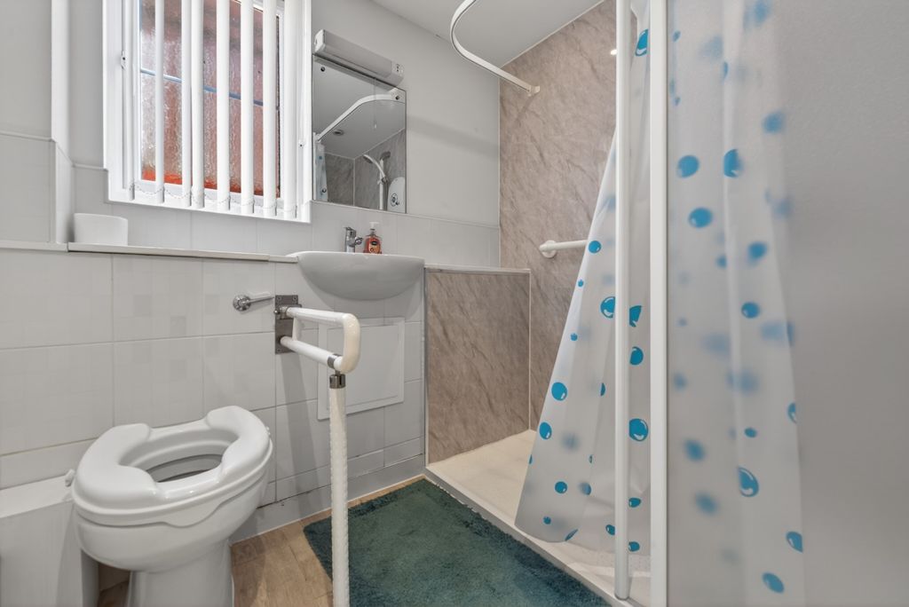 Additional image 7 of 2 bed flat for saleRidgeway Road, Rumney, Cardiff, South Glamorgan CF3