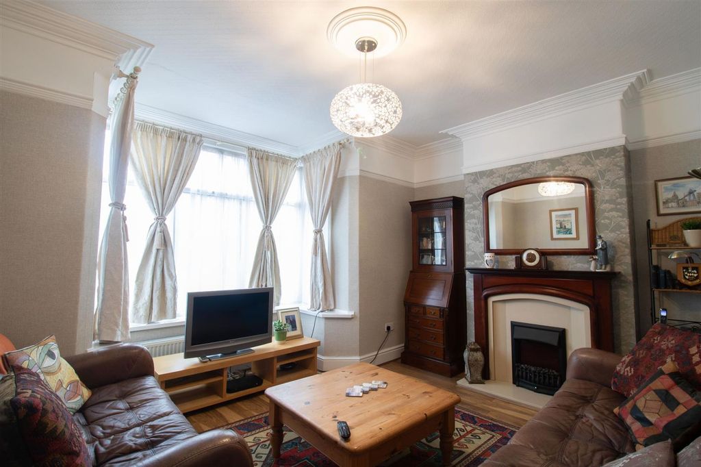 Additional image 4 of 3 bed semi-detached house for saleBlackwood Road, Pontllanfraith NP12