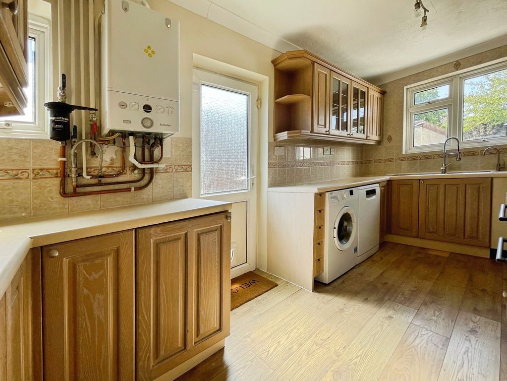 Property photo 2 of 8 Pbox-Img.Jpg