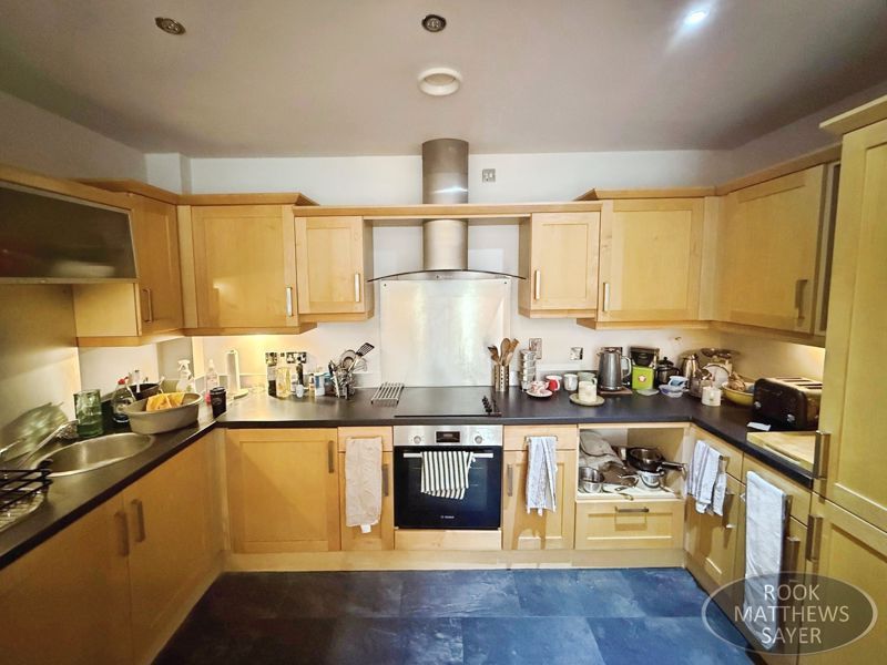 Property photo 3 of 8 Photo 7