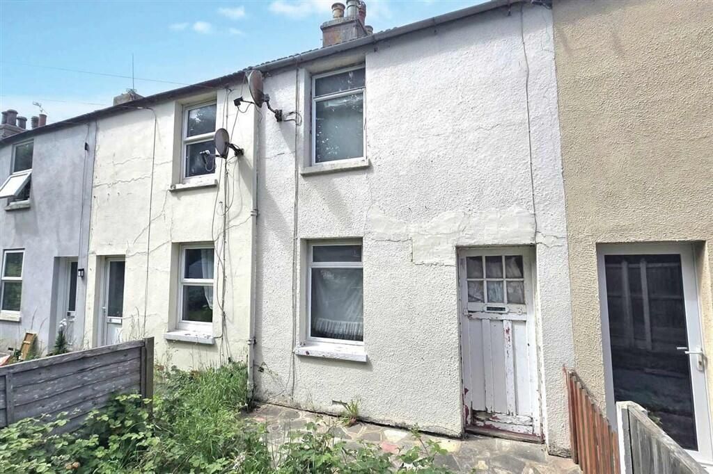 Property photo 1 of 13