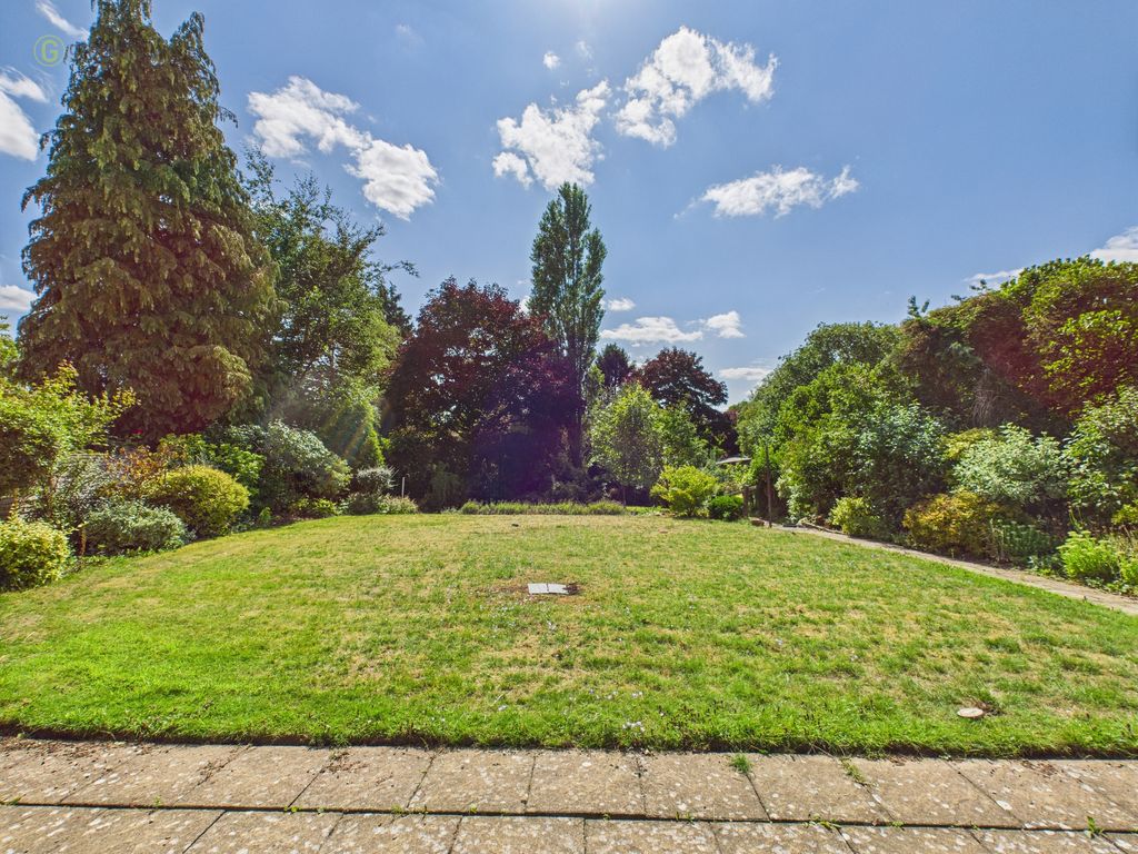 Property photo 2 of 27 Cam03830G0-Pr0196-Still012