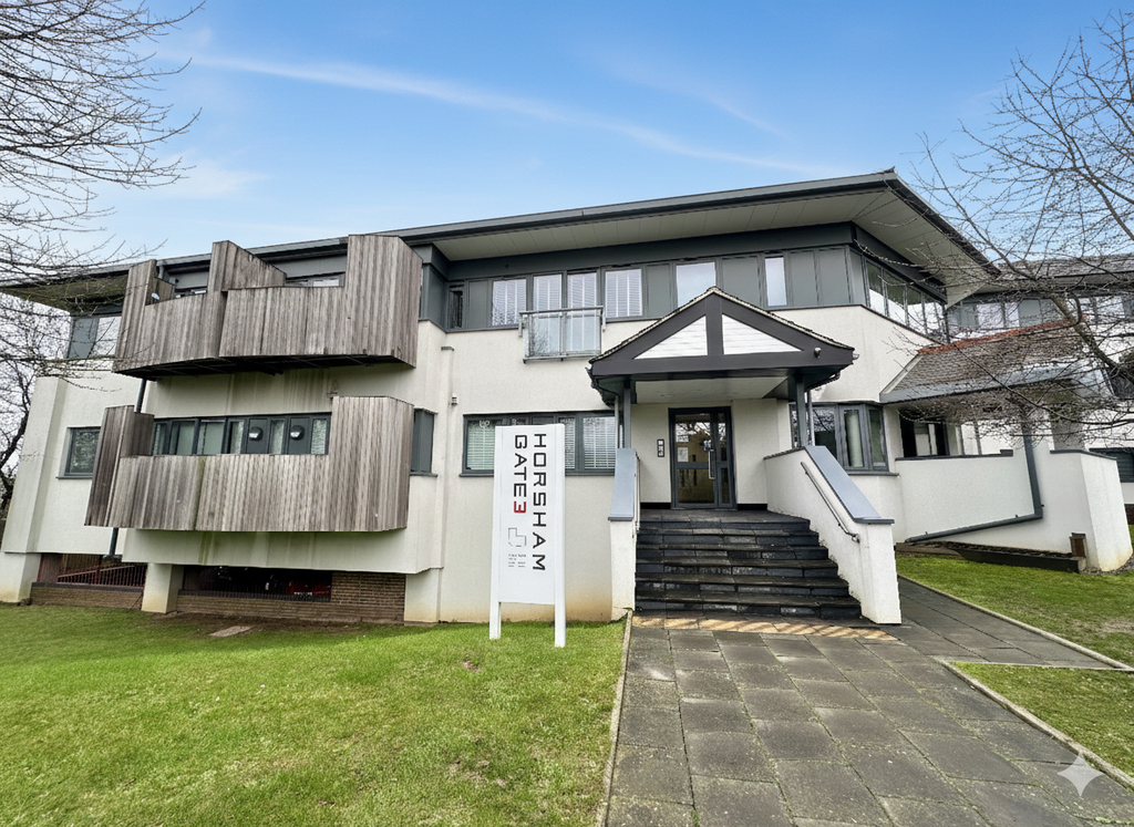 Property photo 1 of 10 Front (Exterior)