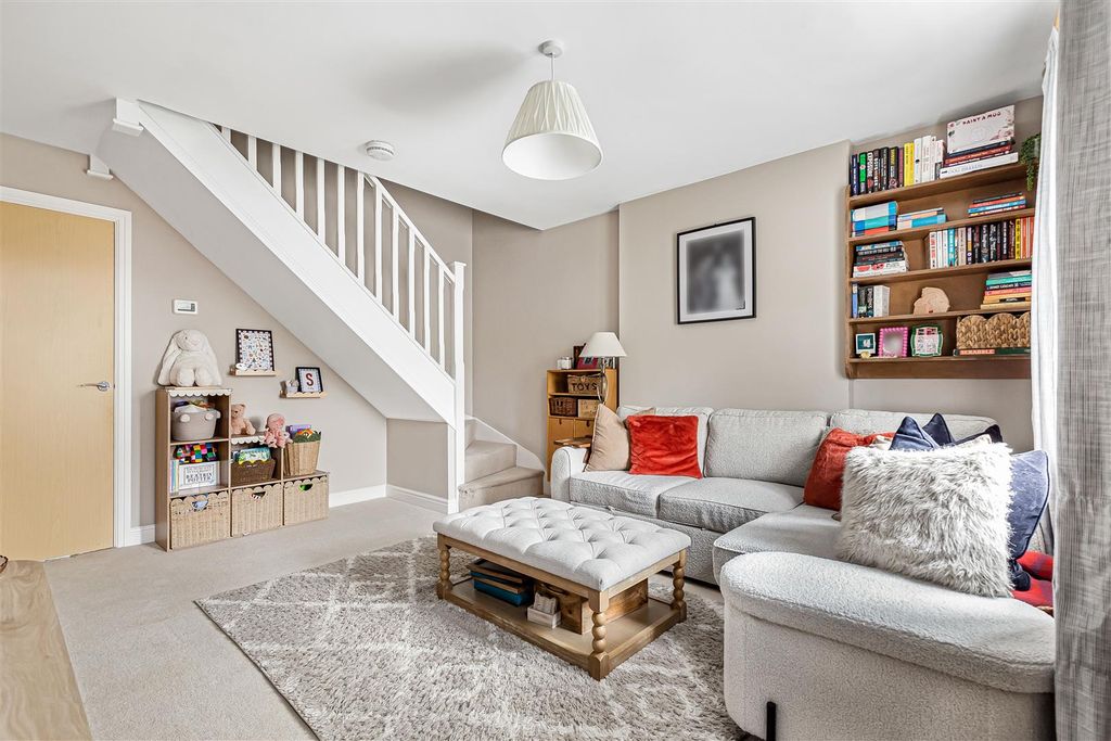 Property photo 2 of 11 4_72637.Jpg