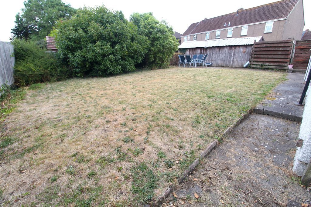 Property photo 2 of 17 Garden
