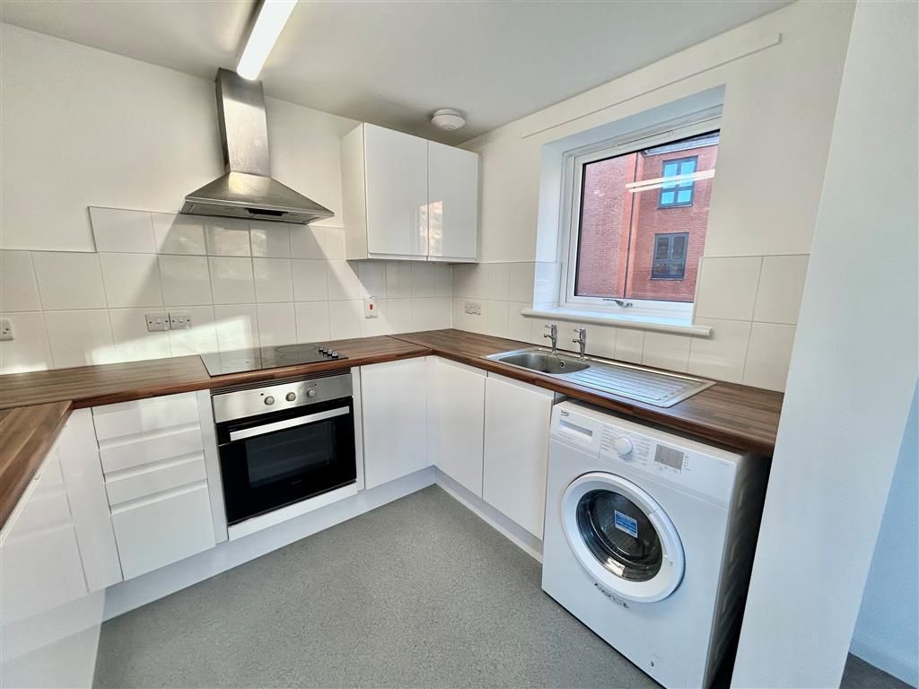 Property photo 2 of 12 Image