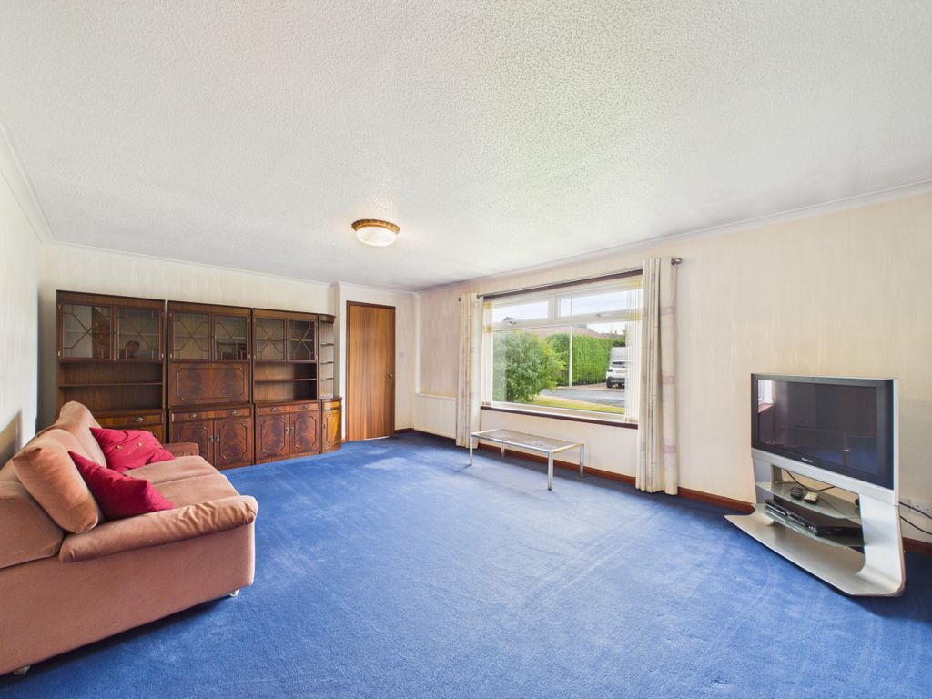 Property photo 3 of 32