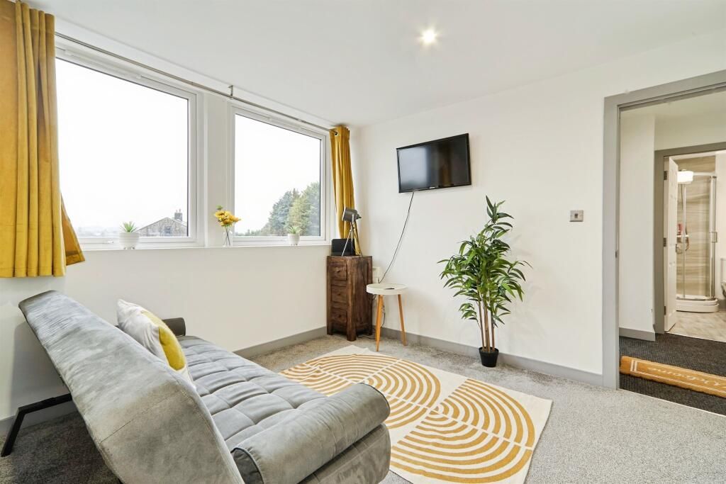 Property photo 2 of 4 Gallery