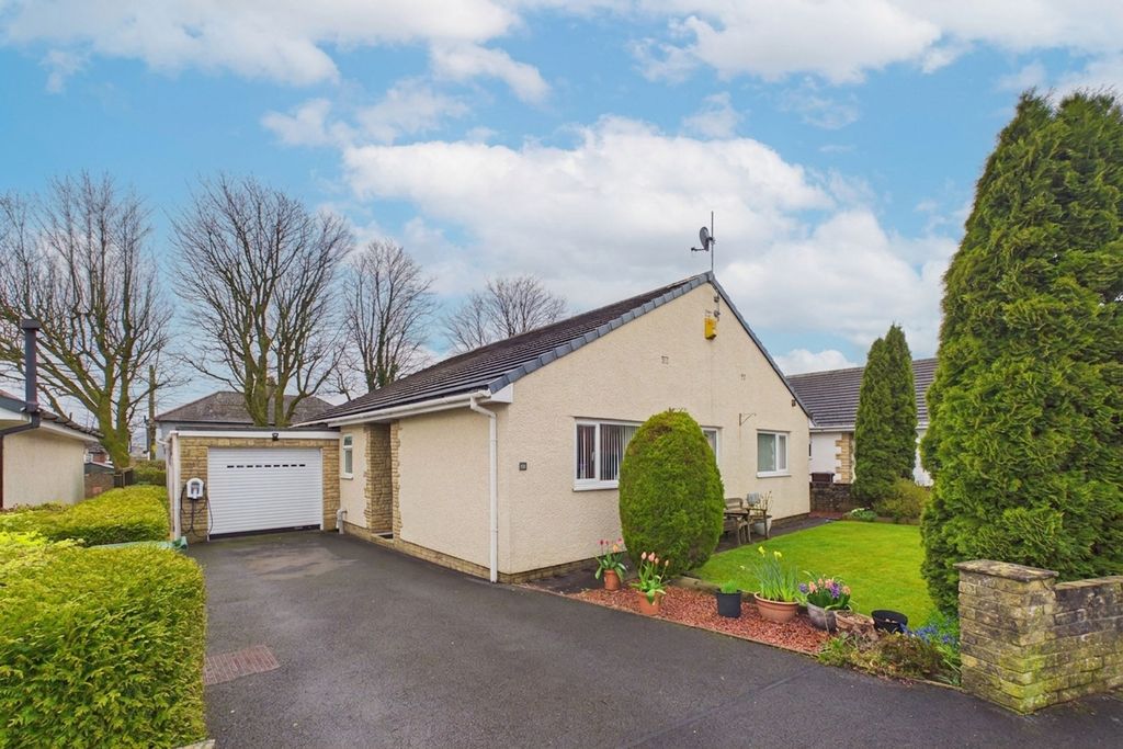 Property photo 1 of 25