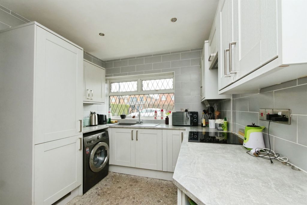 Property photo 3 of 13