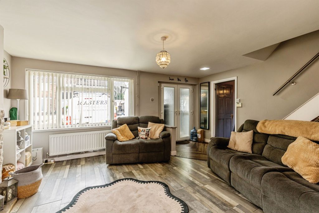 Property photo 3 of 18