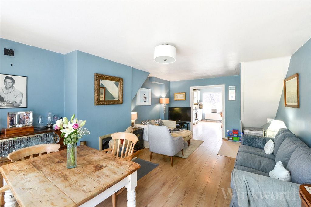 Property photo 2 of 10 Picture No. 08