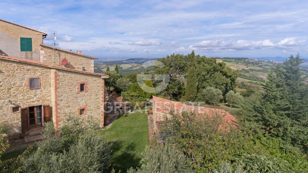 Property photo 1 of 32