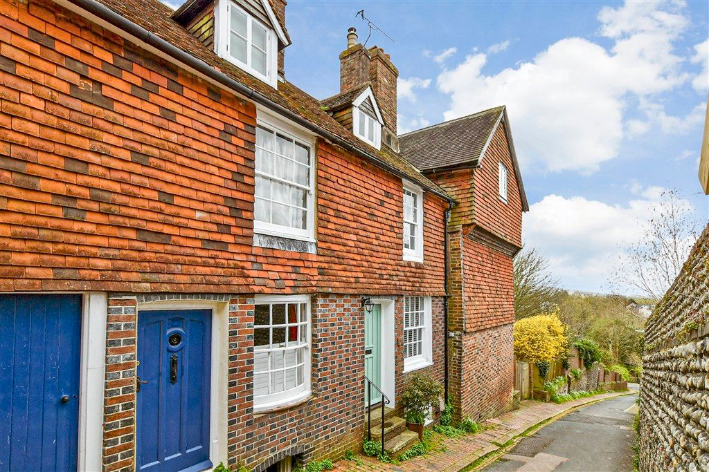 Property photo 1 of 14 Front