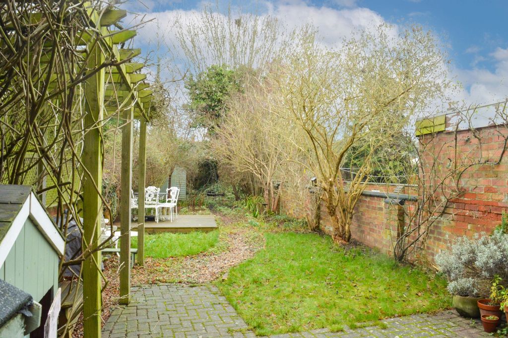 Property photo 3 of 37