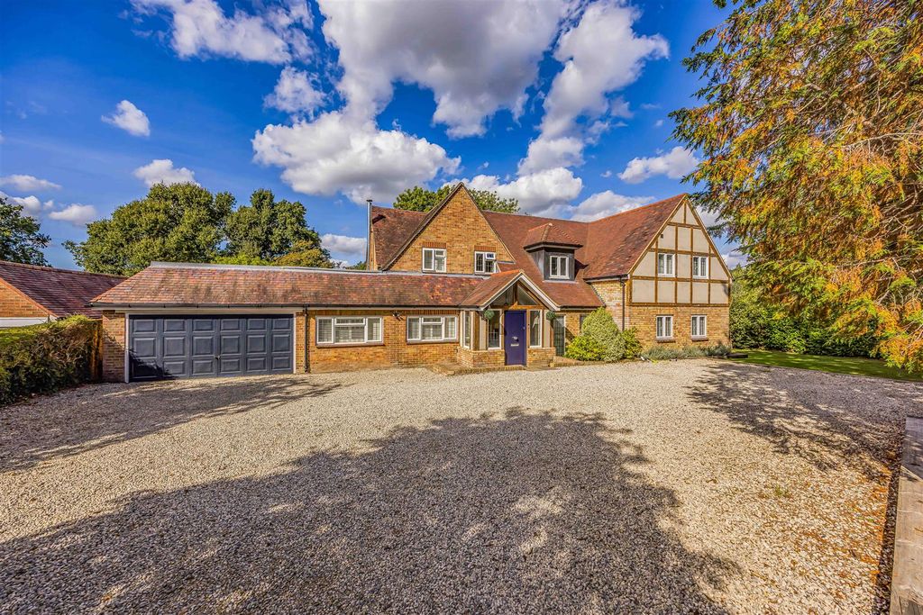 Property photo 1 of 30 Kings Ride, Hambledon Road, Denmead-Small-Porticom