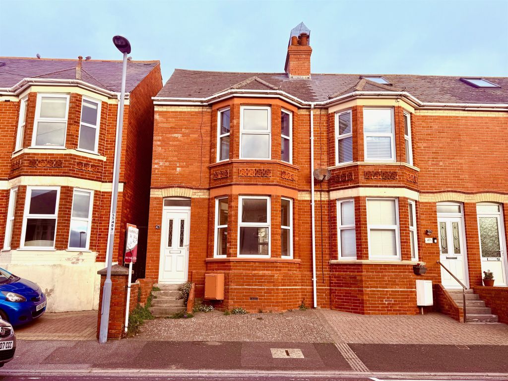 Property photo 1 of 27