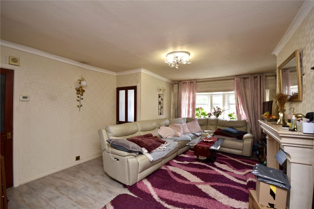 Property photo 3 of 15 Picture No. 03