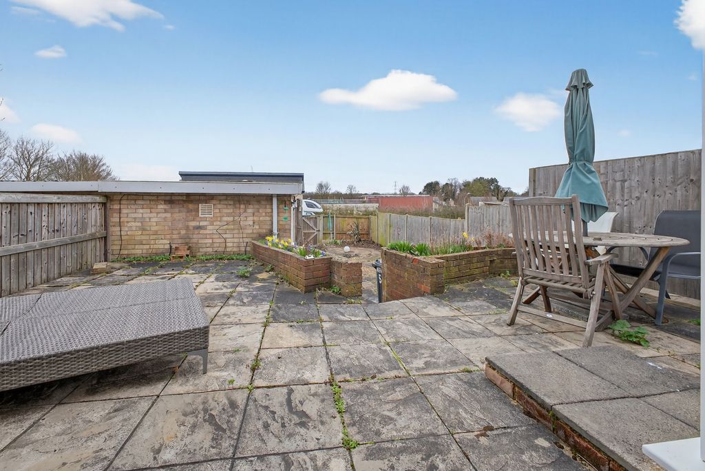 Property photo 3 of 22 4965872