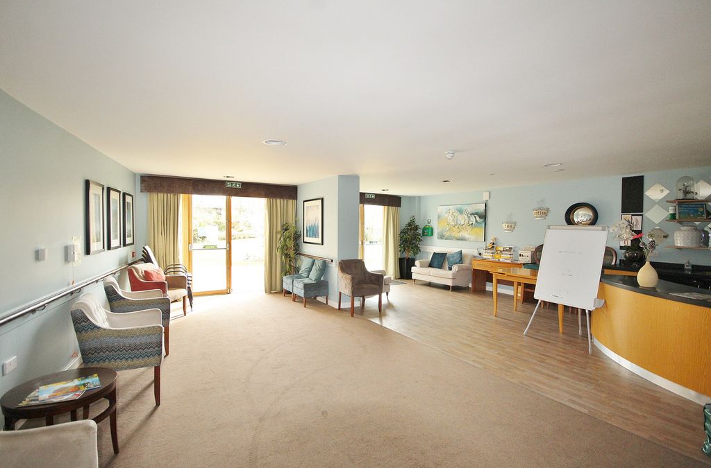 Additional image 13 of 2 bed flat for saleFernleigh, Witney OX28