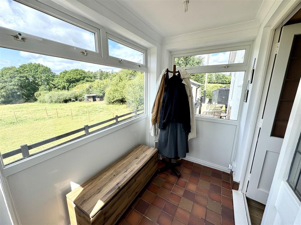 Property photo 2 of 33 Entrance Porch