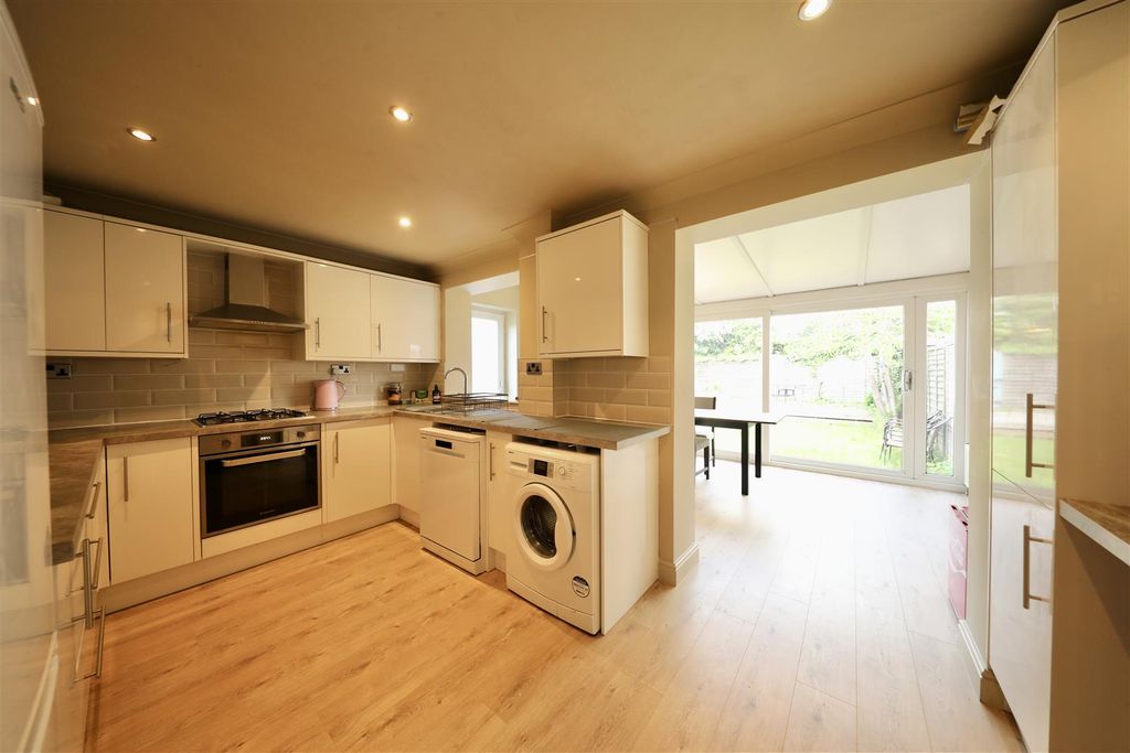 Property photo 3 of 26 0A4A7477.Jpg