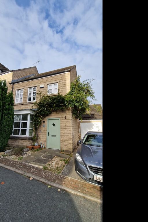 Property photo 3 of 51