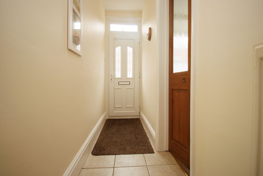 Additional image 4 of 4 bed terraced house for saleWest Avenue, Filey YO14