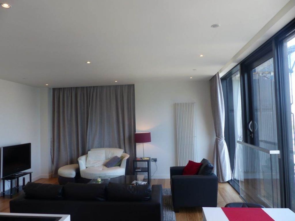 Property photo 3 of 8 Living Room 2