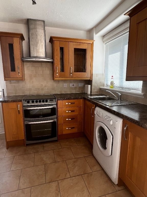 Additional image 5 of 3 bed semi-detached house to rentFlures Avenue, Erskine, Renfrewshire PA8