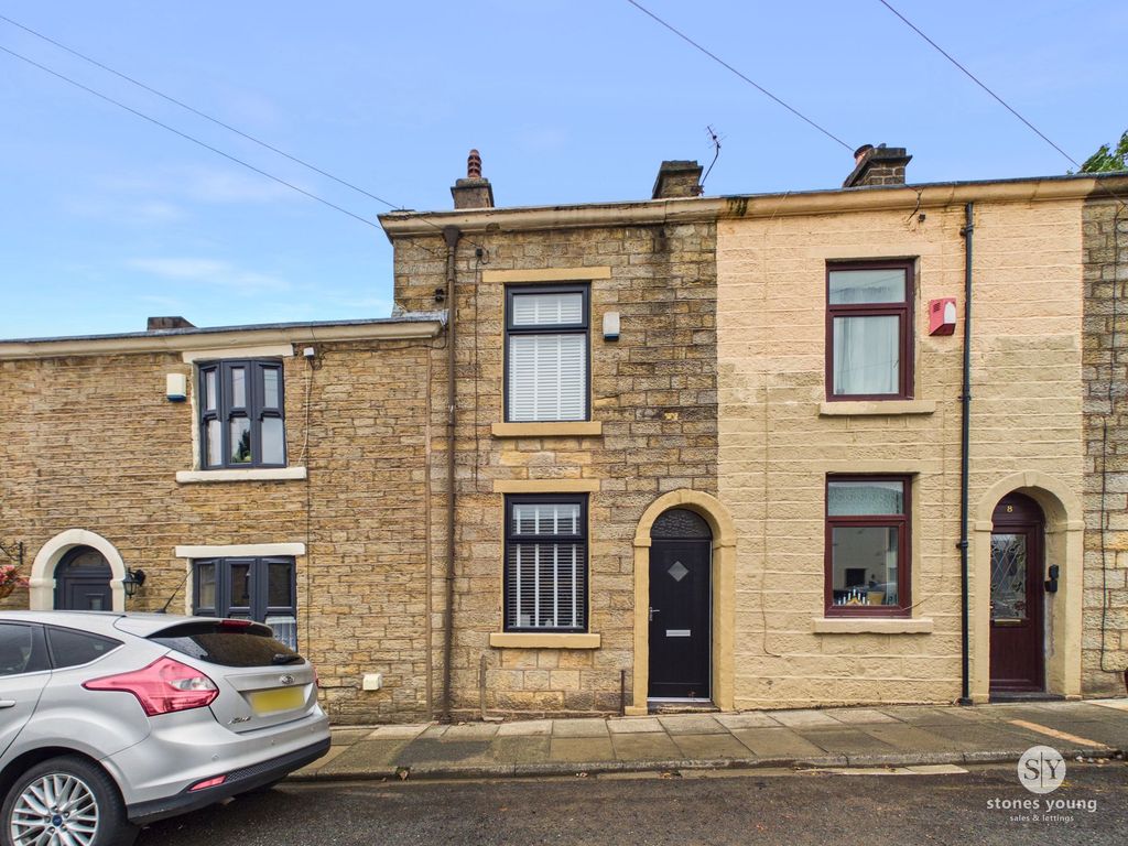 Property photo 1 of 19