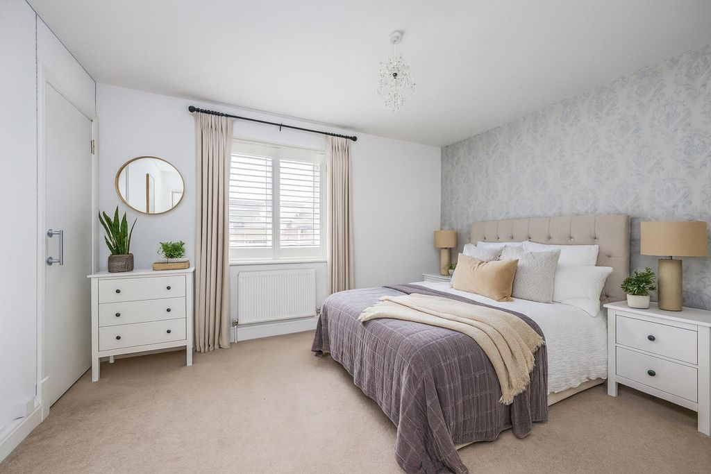 Property photo 2 of 14 Staged Bedroom