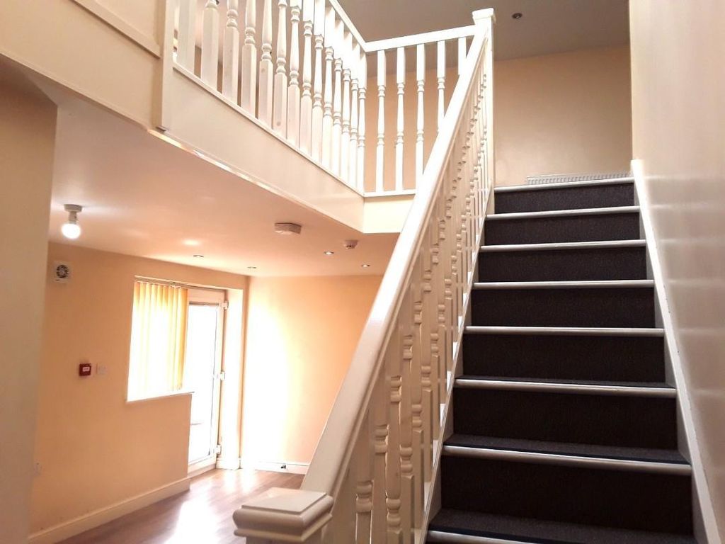 Property photo 2 of 5 Open Staircase