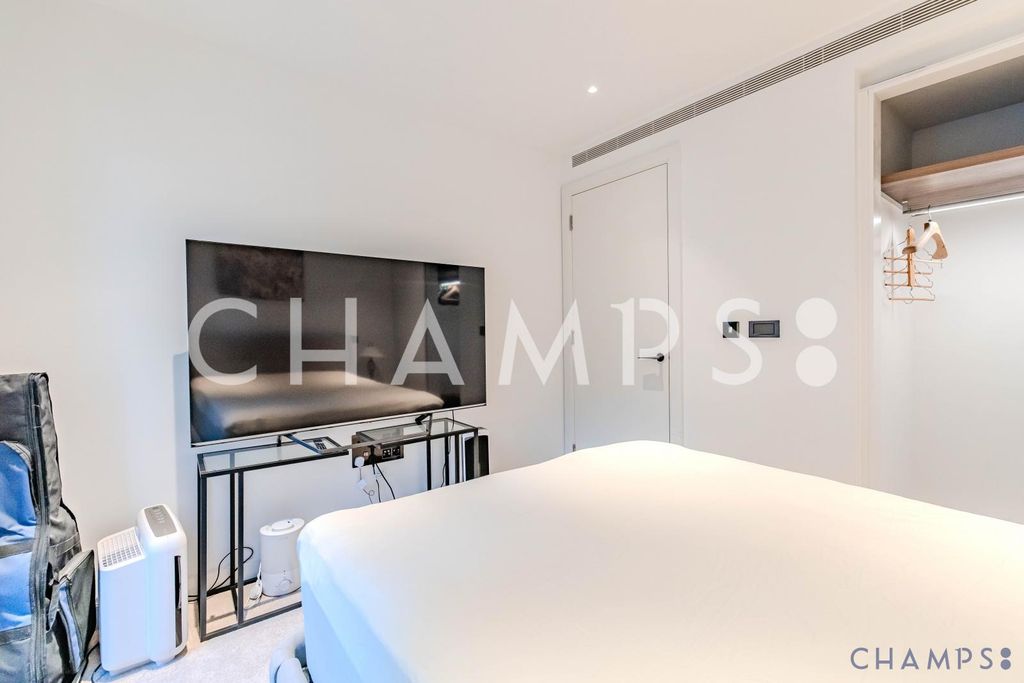 Property photo 3 of 12 Gallery