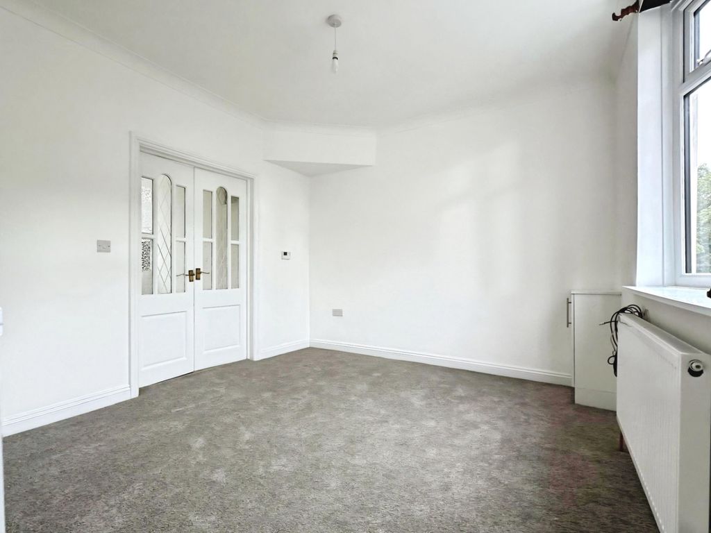 Property photo 3 of 14 Pbox-Img.Jpg