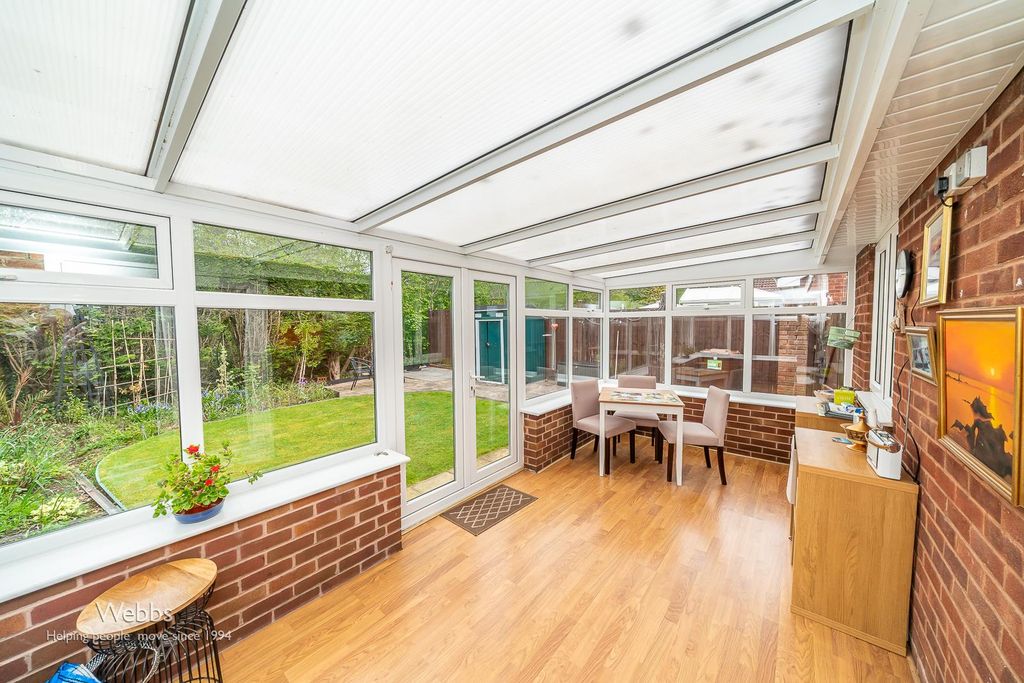 Property photo 3 of 16 Â© Webbs Estate Agents Â© (8 Of 49).Jpg