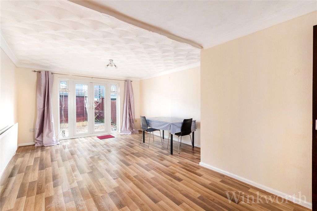 Property photo 2 of 11 Picture No. 25