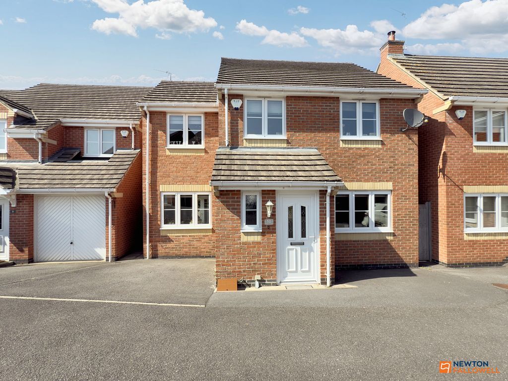 Property photo 1 of 34