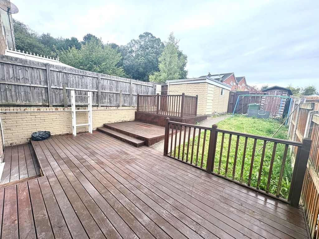 Property photo 2 of 3 Image