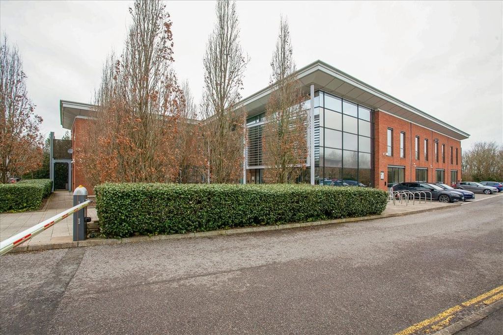 Property photo 1 of 8